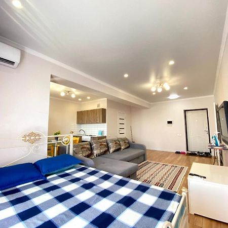 الماتي Medinahotelkz, #54, Вид На Закат, До Арбата 15 Мин Пешком, Halal المظهر الخارجي الصورة